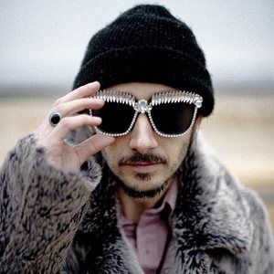 Meet your Posher, Levy